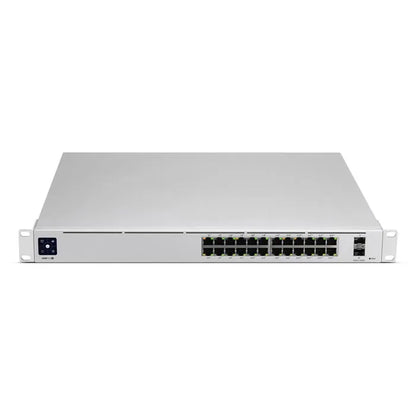Ubiquiti USW-Pro-24-POE, ein 24-Port PoE-Switch für die zentrale Verwaltung und Stromversorgung von UniFi-Geräten in Netzwerken.